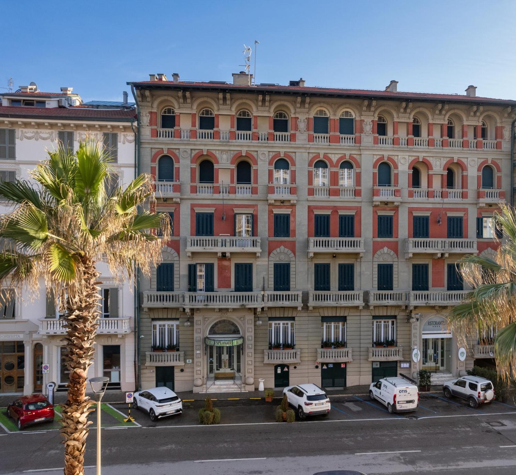 Hotel Residence Esplanade Viareggio Exterior foto